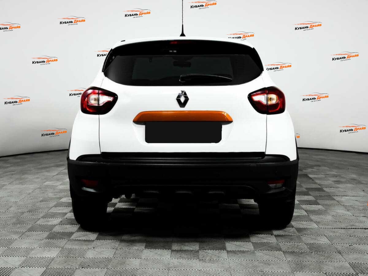 Renault Kaptur 2018 года с пробегом. Фото: #5