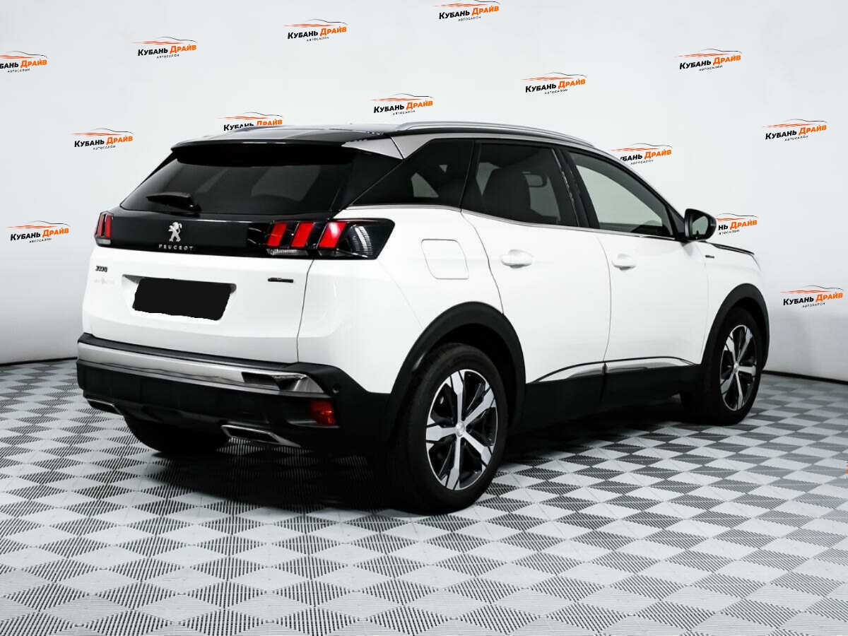 Peugeot 3008 2017 года с пробегом. Фото: #3