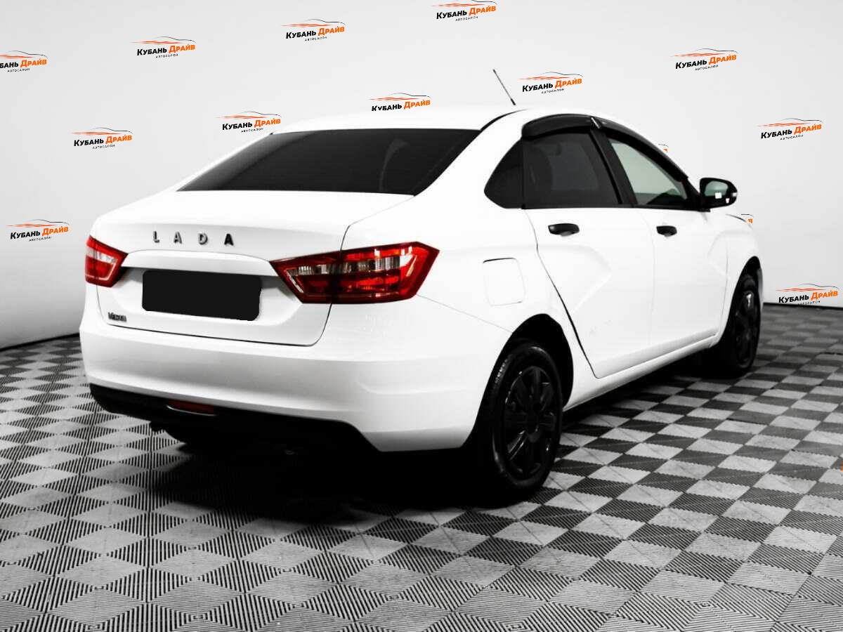 Lada (ВАЗ) Vesta 2021 года с пробегом. Фото: #4