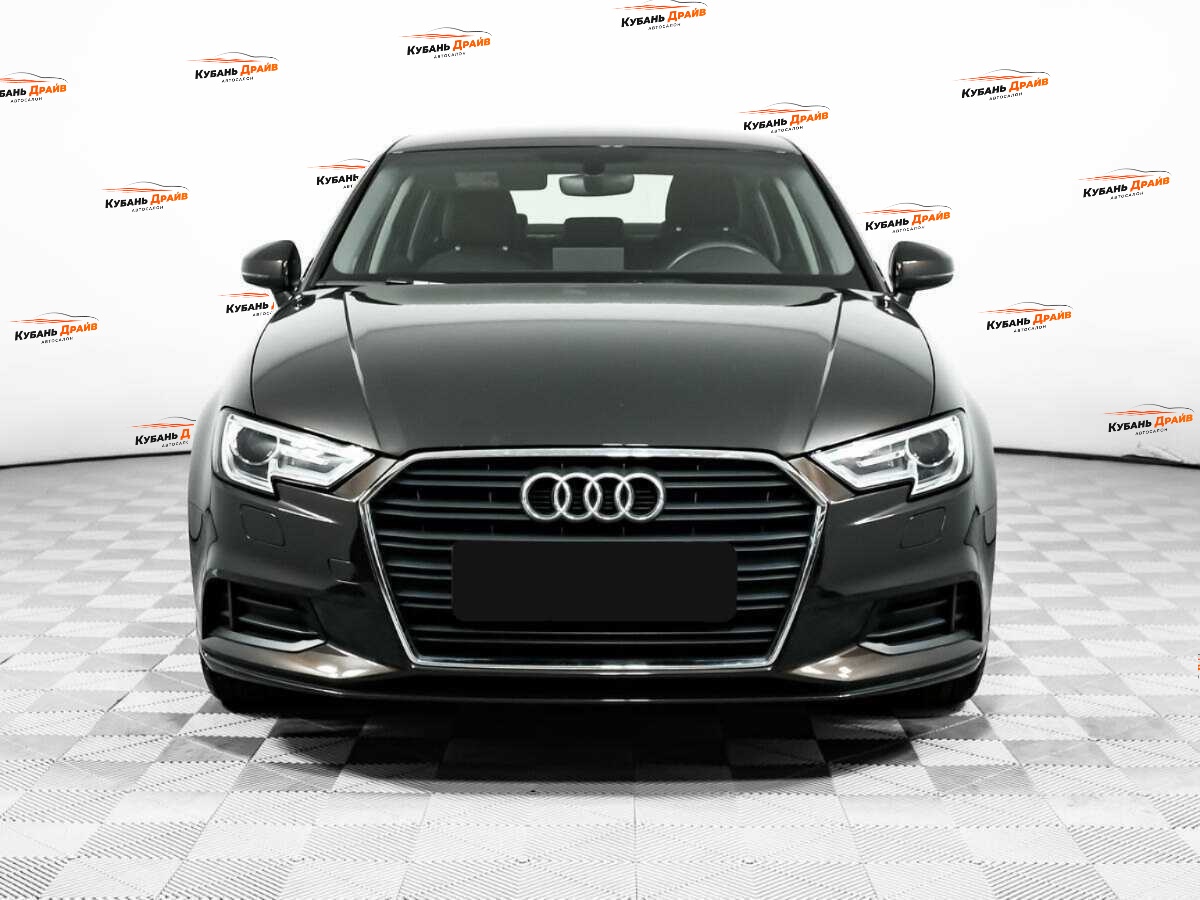 Audi A3 2016 года с пробегом. Фото: #1