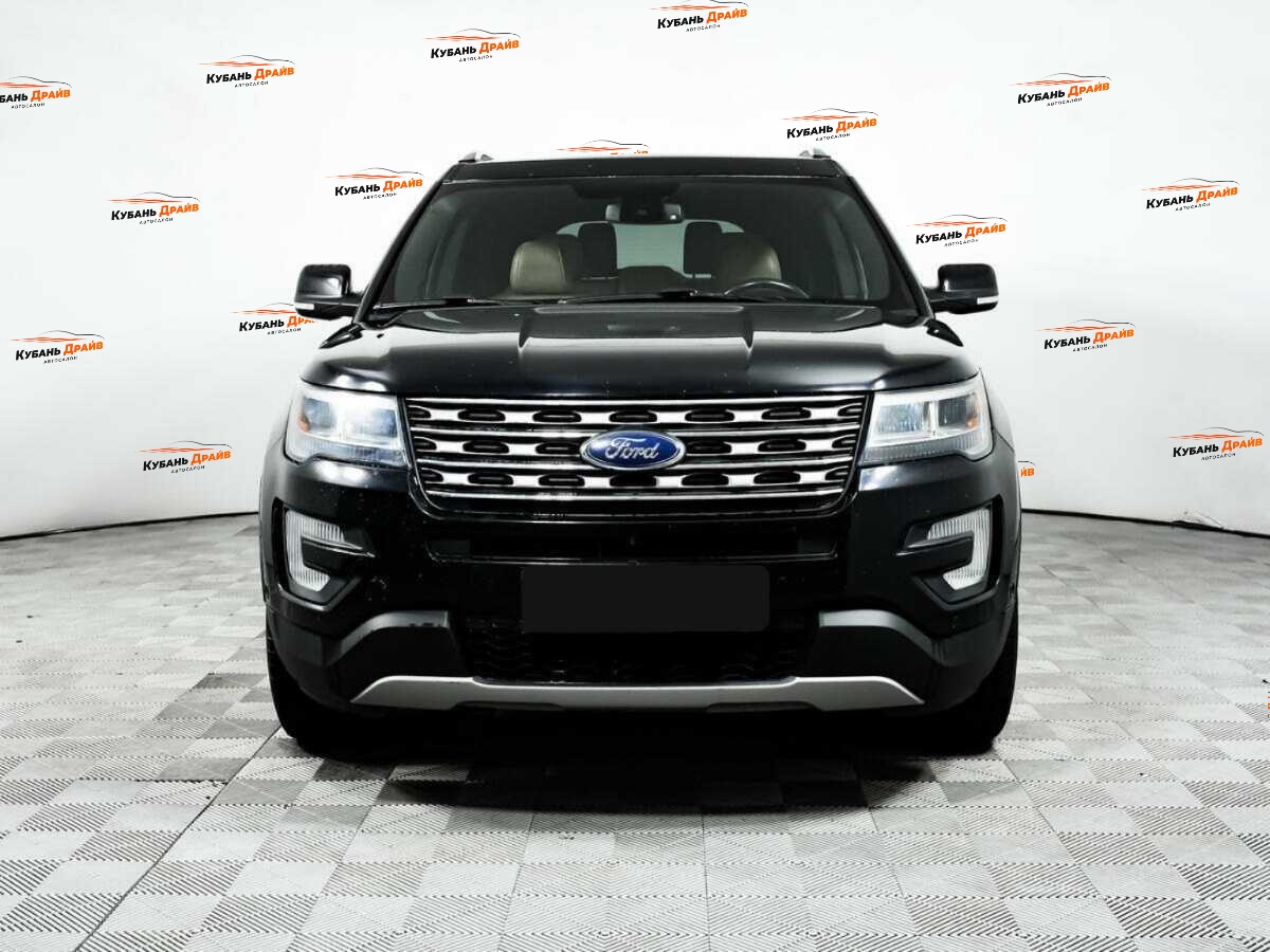 Ford Explorer 2016 года с пробегом. Фото: #1