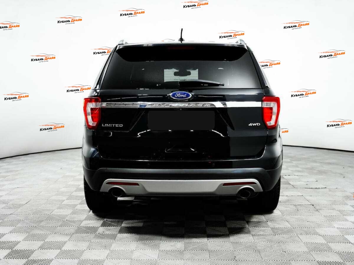 Ford Explorer 2016 года с пробегом. Фото: #4
