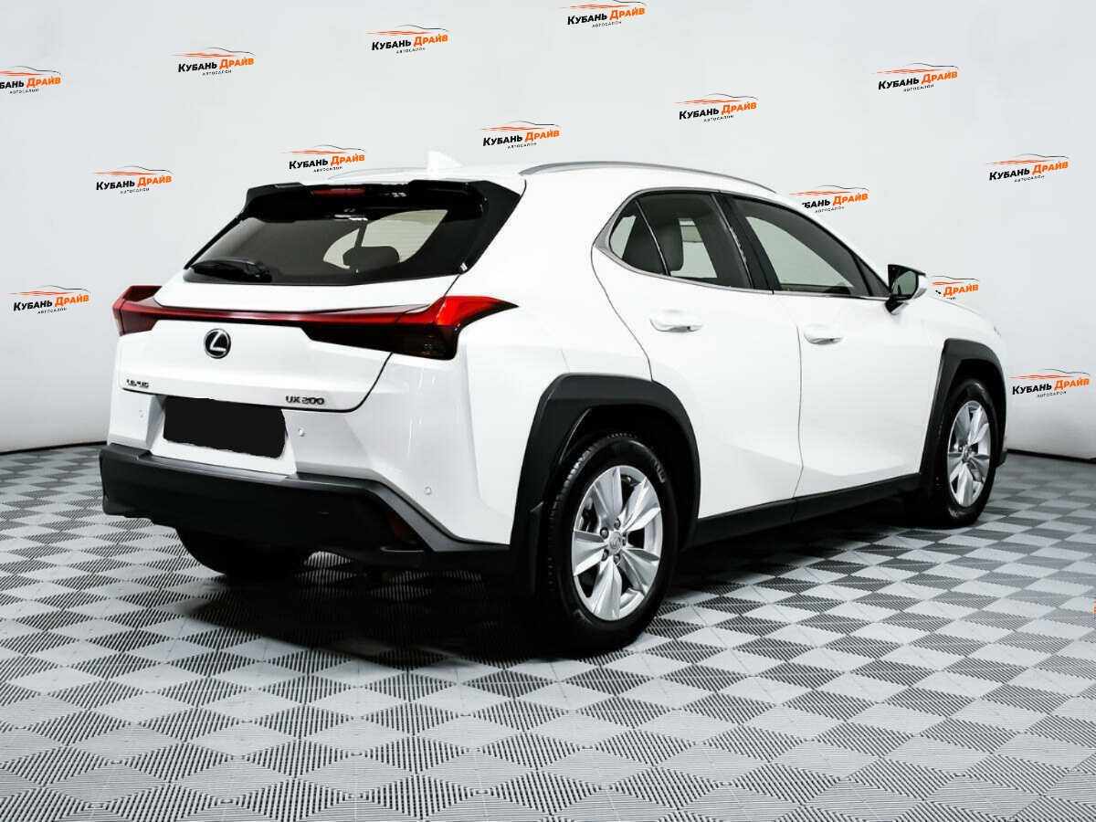 Lexus UX 2021 года с пробегом. Фото: #4