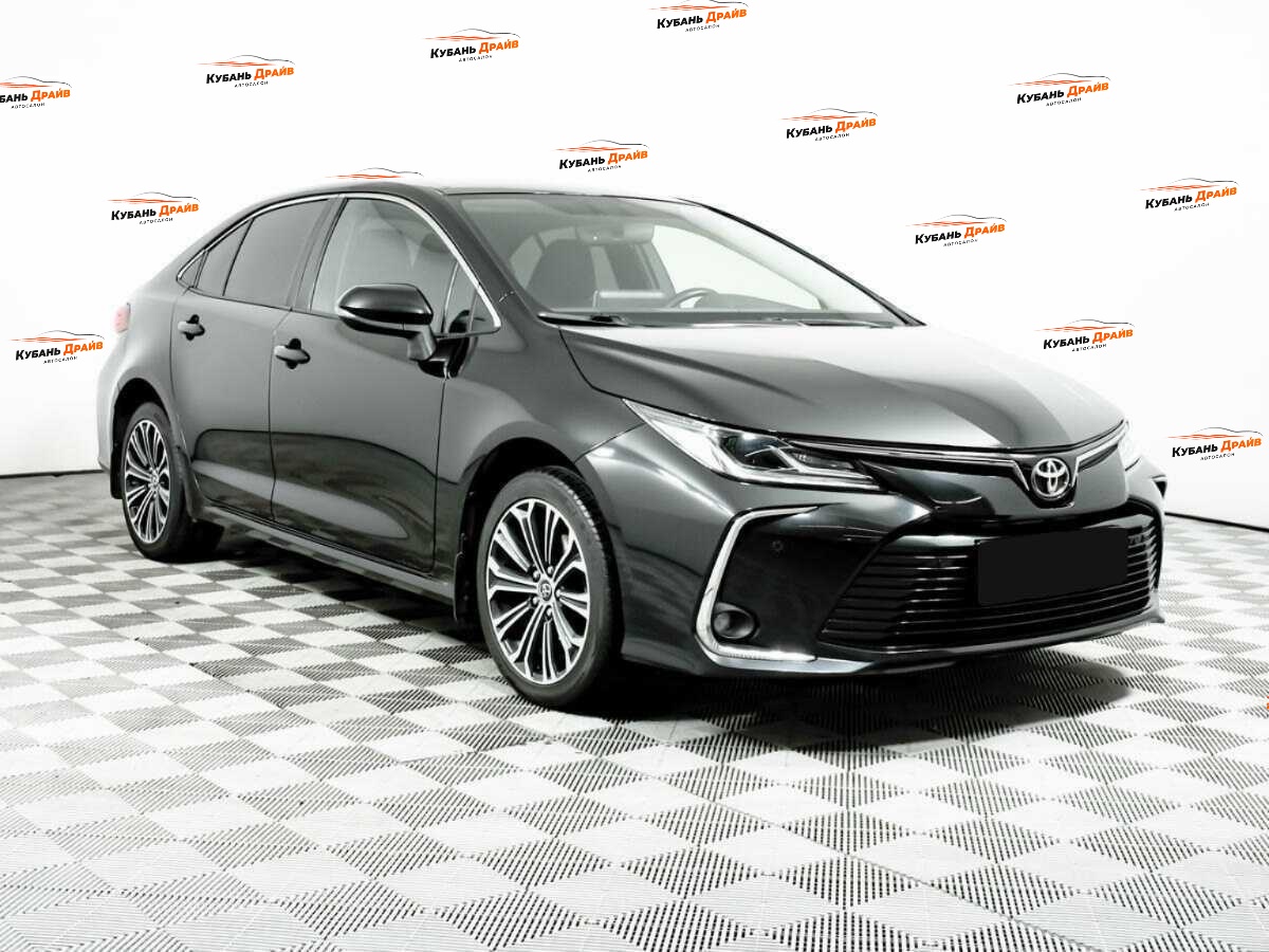 Toyota Corolla 2019 года с пробегом. Фото: #2