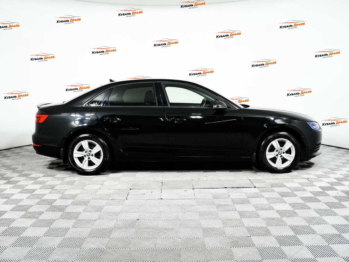 Audi A4 2017 года с пробегом. Фото: #3