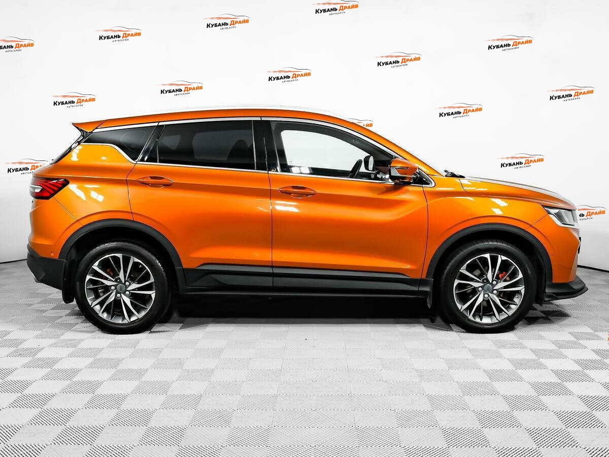 Geely Coolray 2020 года с пробегом. Фото: #3