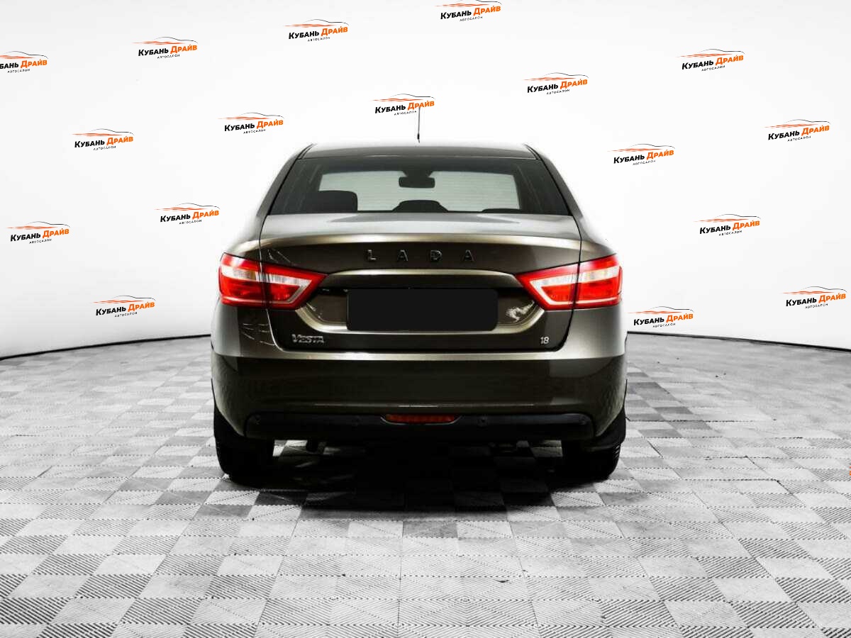 Lada (ВАЗ) Vesta 2017 года с пробегом. Фото: #5