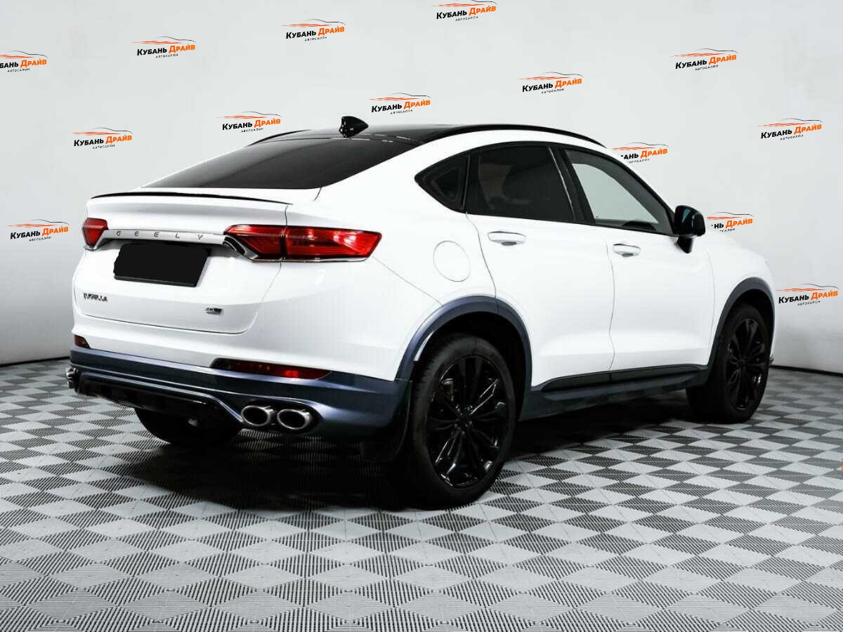 Geely Tugella 2022 года с пробегом. Фото: #4