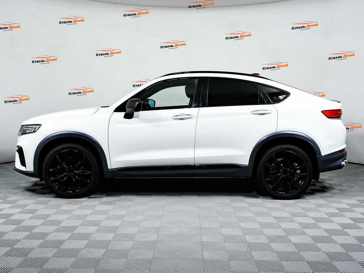 Geely Tugella 2022 года с пробегом. Фото: #7