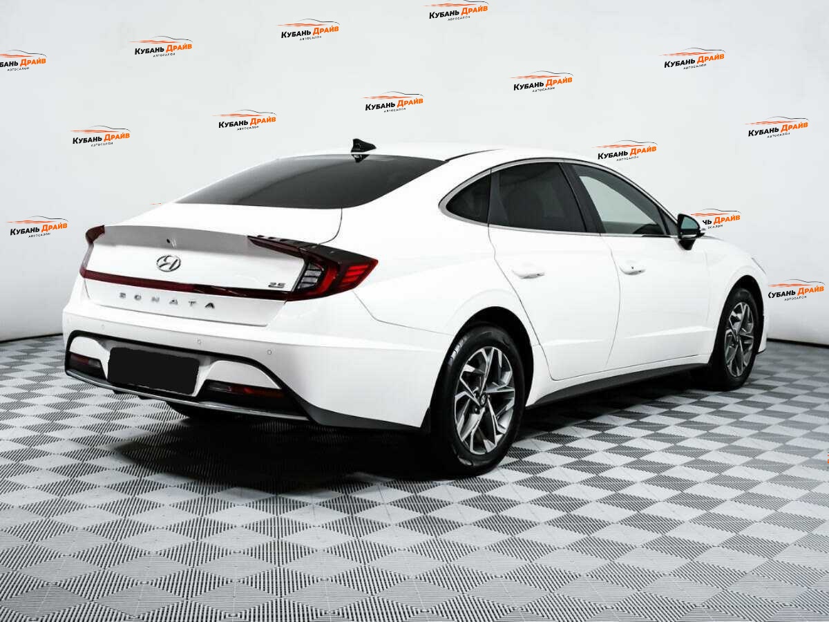 Hyundai Sonata 2022 года с пробегом. Фото: #4
