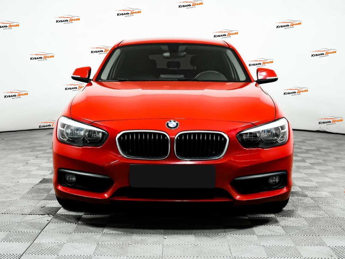 BMW 1 серии 2016 года с пробегом. Фото: #1