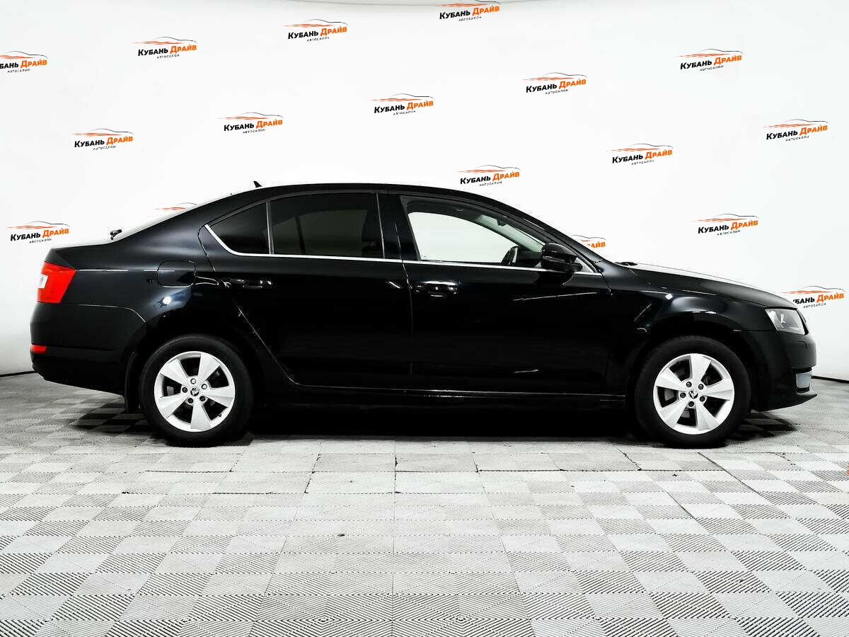 Skoda Octavia 2016 года с пробегом. Фото: #3