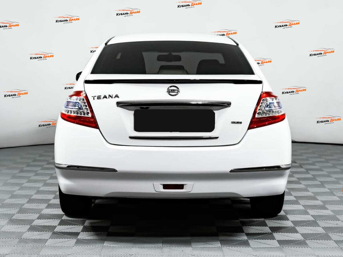 Nissan Teana 2013 года с пробегом. Фото: #4