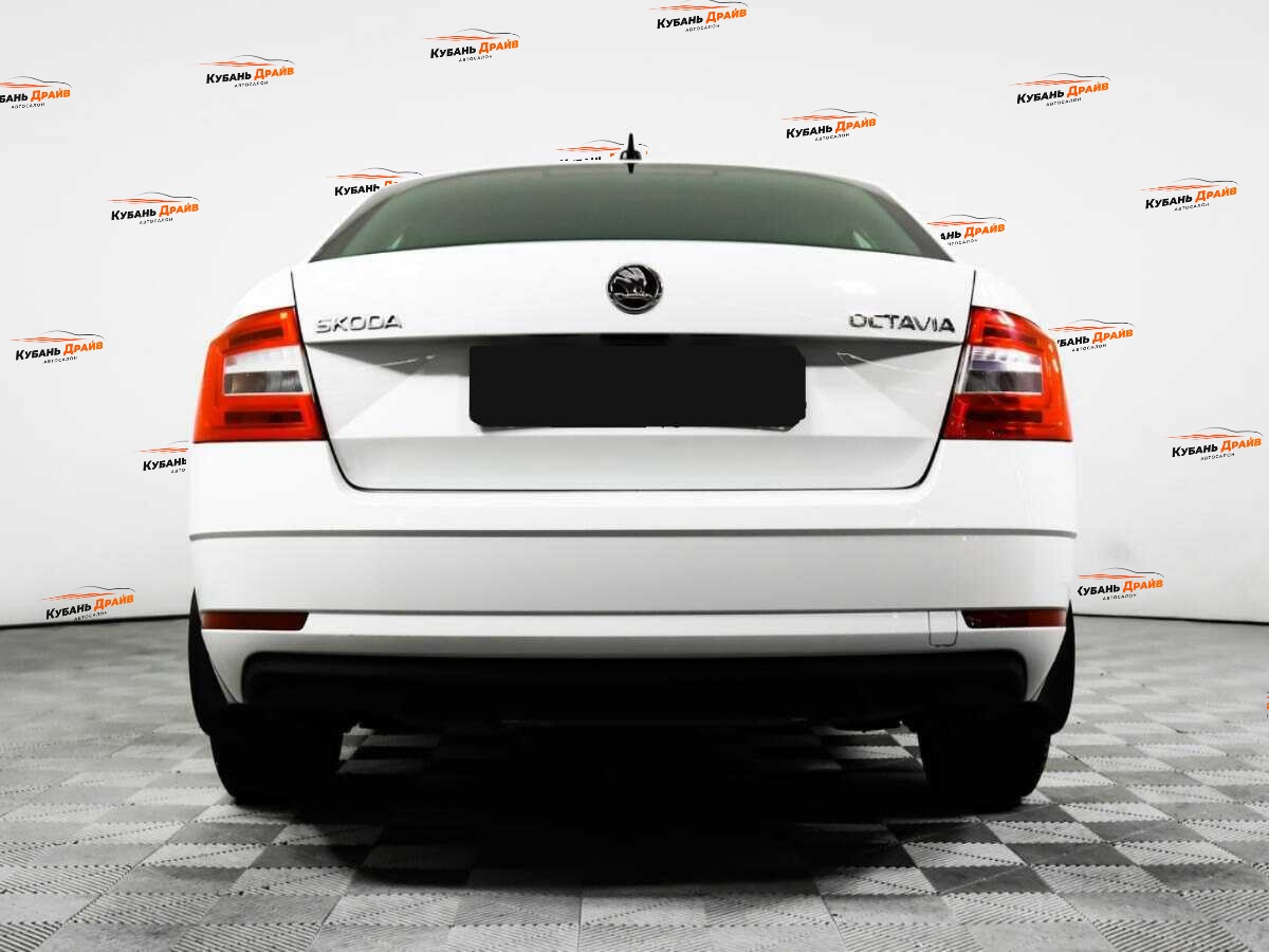Skoda Octavia 2018 года с пробегом. Фото: #5