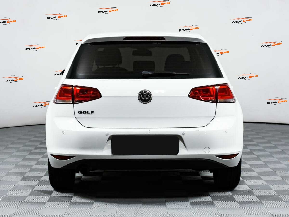 Volkswagen Golf 2015 года с пробегом. Фото: #5