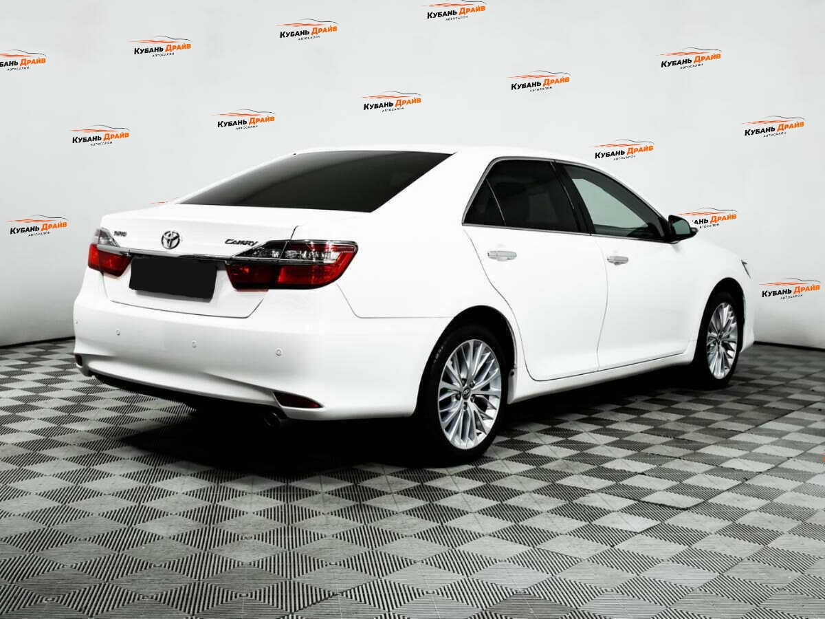 Toyota Camry 2015 года с пробегом. Фото: #4