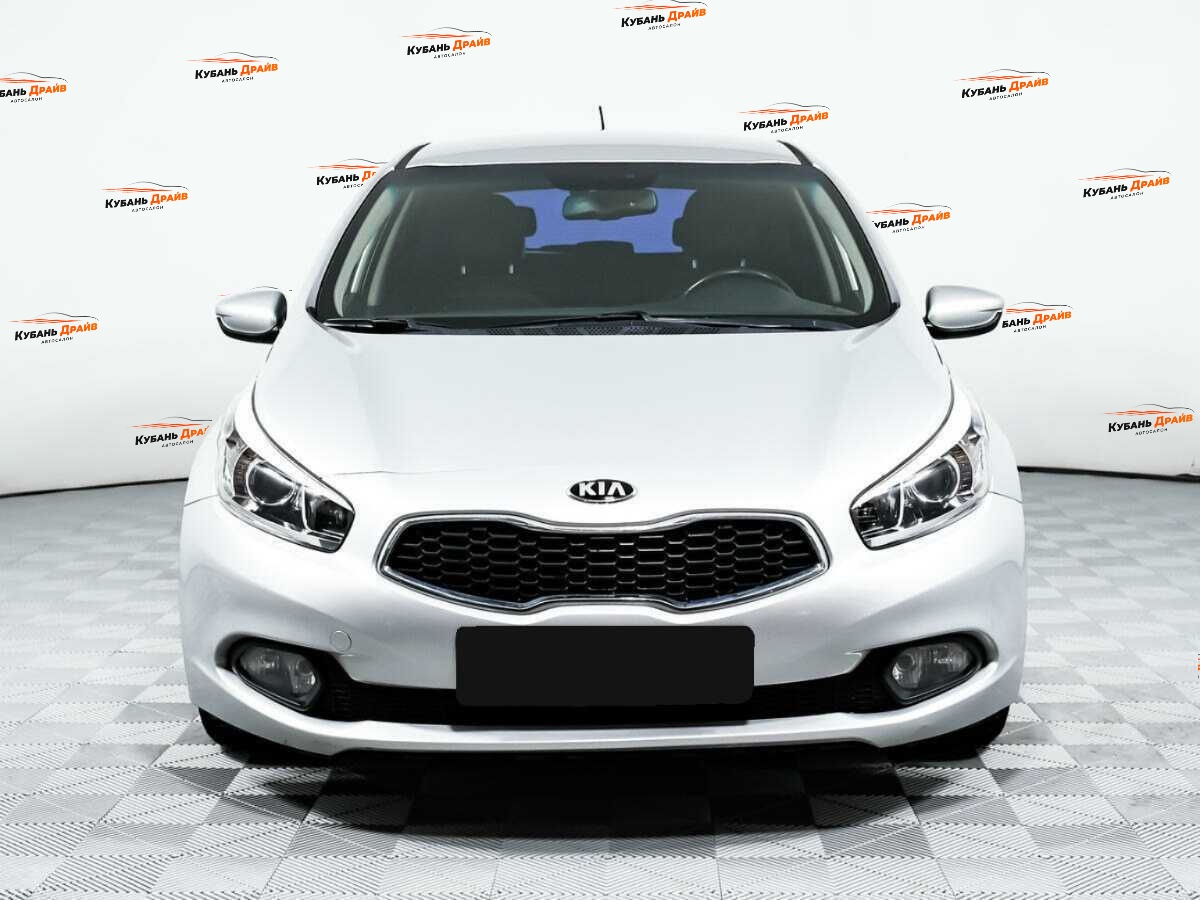Kia Ceed 2012 года с пробегом. Фото: #1