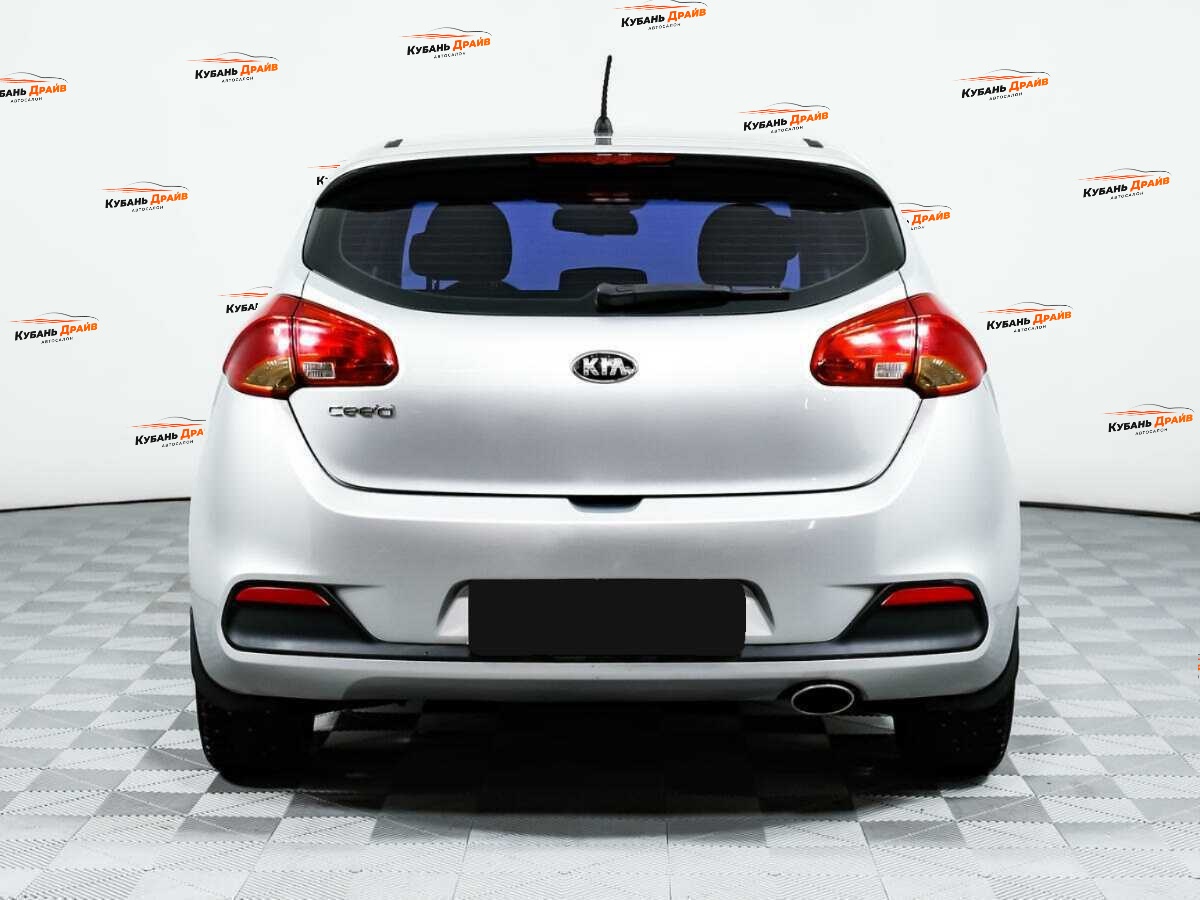 Kia Ceed 2012 года с пробегом. Фото: #5