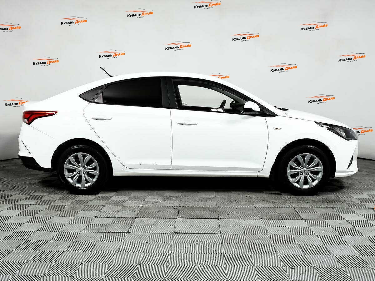 Hyundai Solaris 2020 года с пробегом. Фото: #3