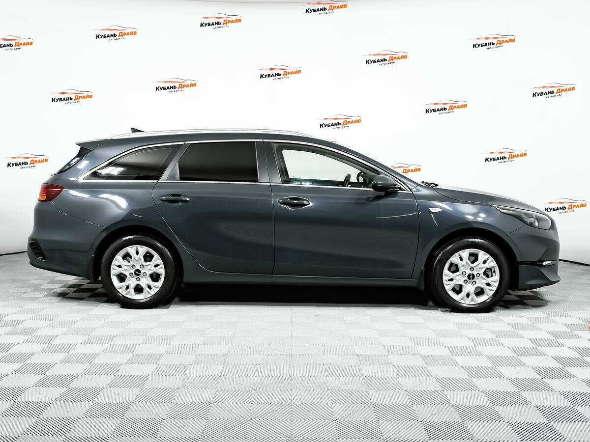 Kia Ceed 2022 года с пробегом. Фото: #3
