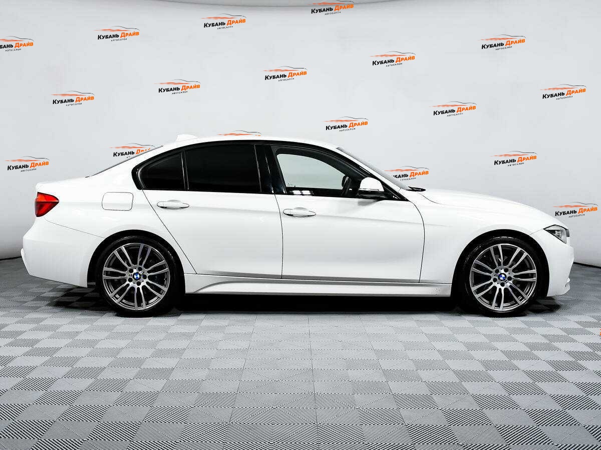 BMW 3 серии 2018 года с пробегом. Фото: #3