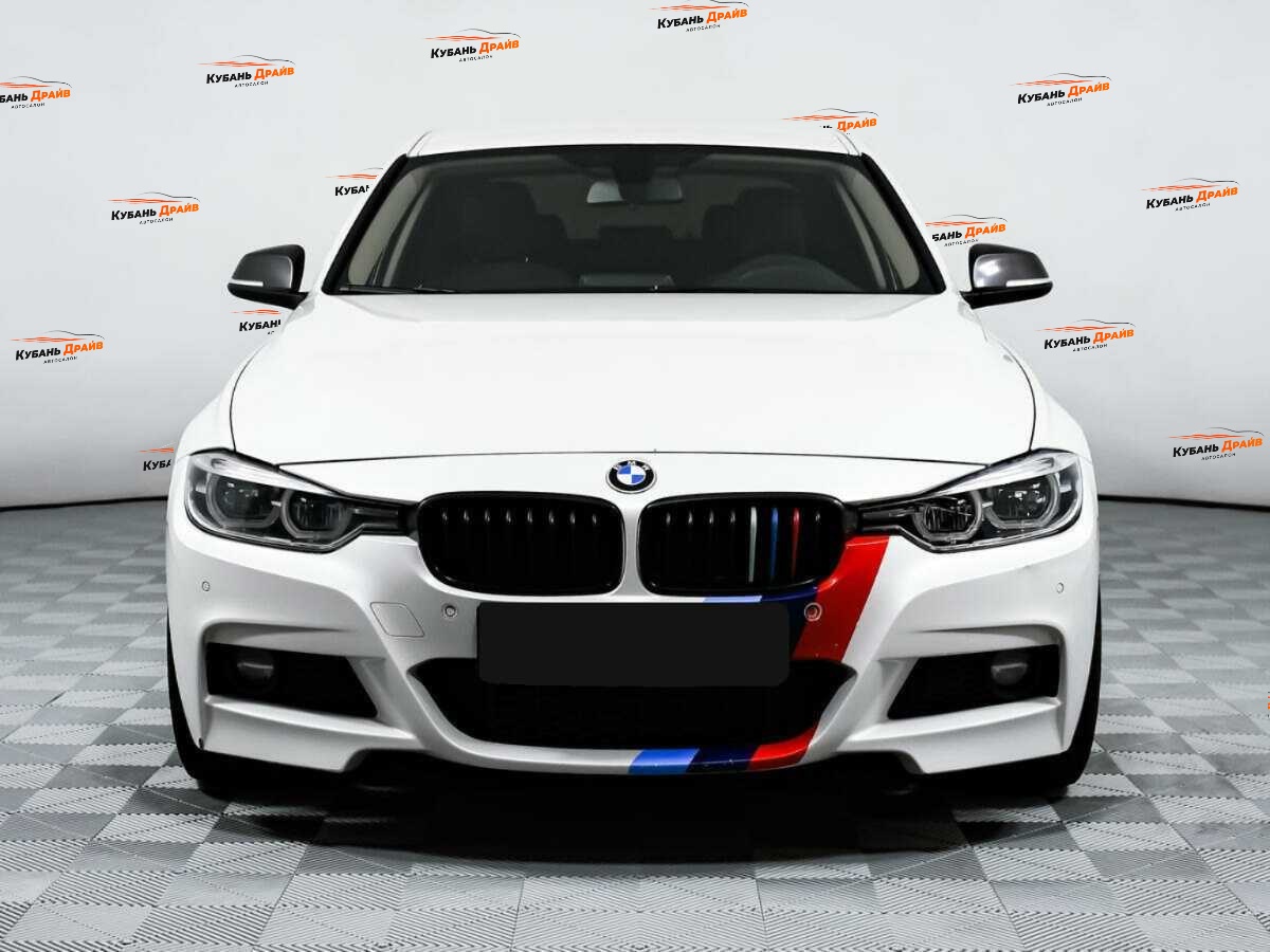 BMW 3 серии 2016 года с пробегом. Фото: #1