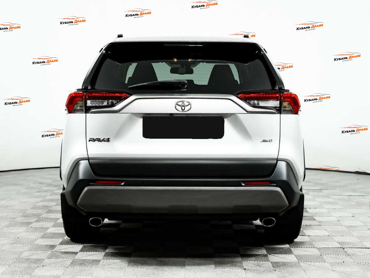 Toyota RAV4 2020 года с пробегом. Фото: #5