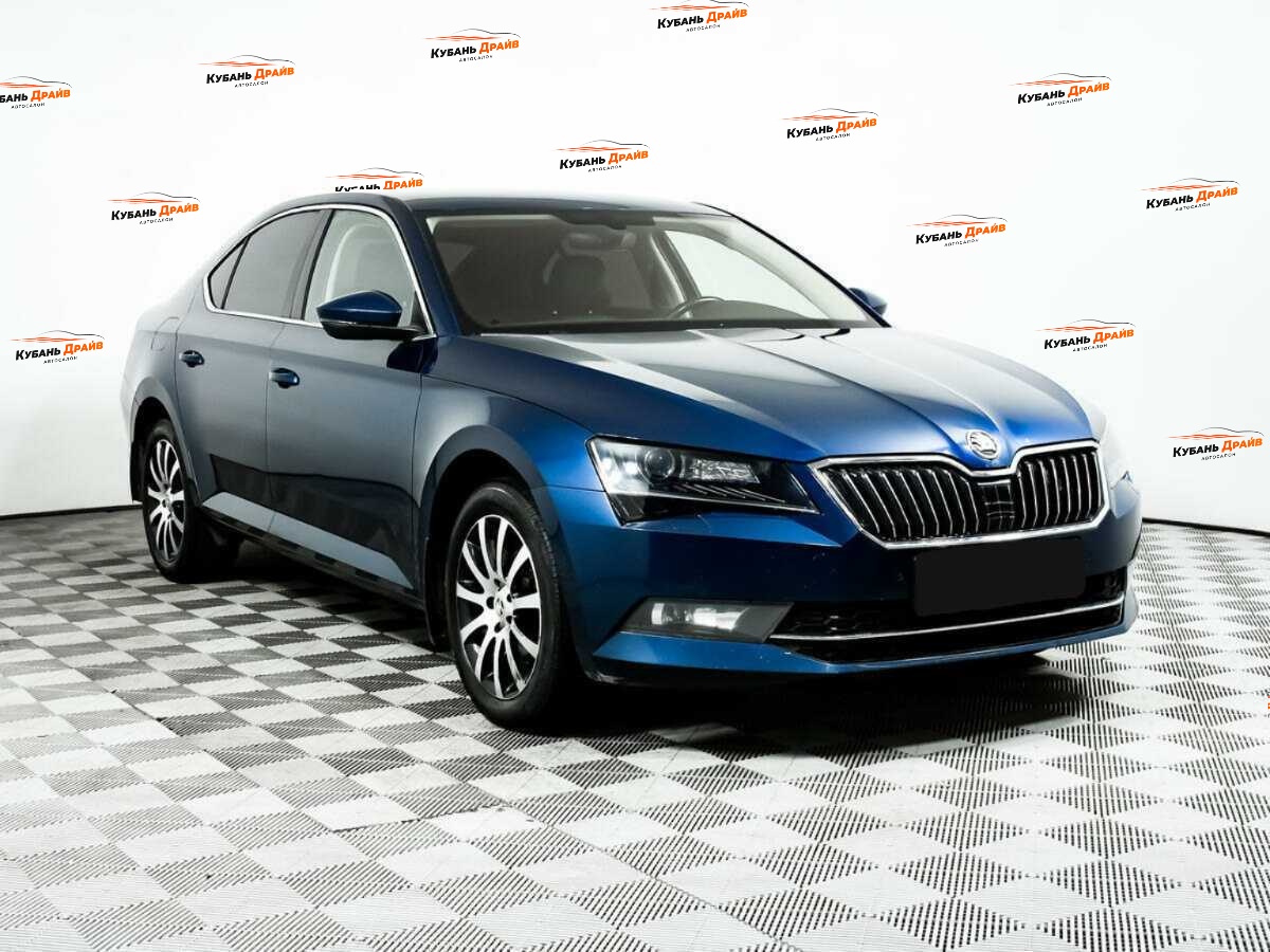 Skoda Superb 2019 года с пробегом. Фото: #2