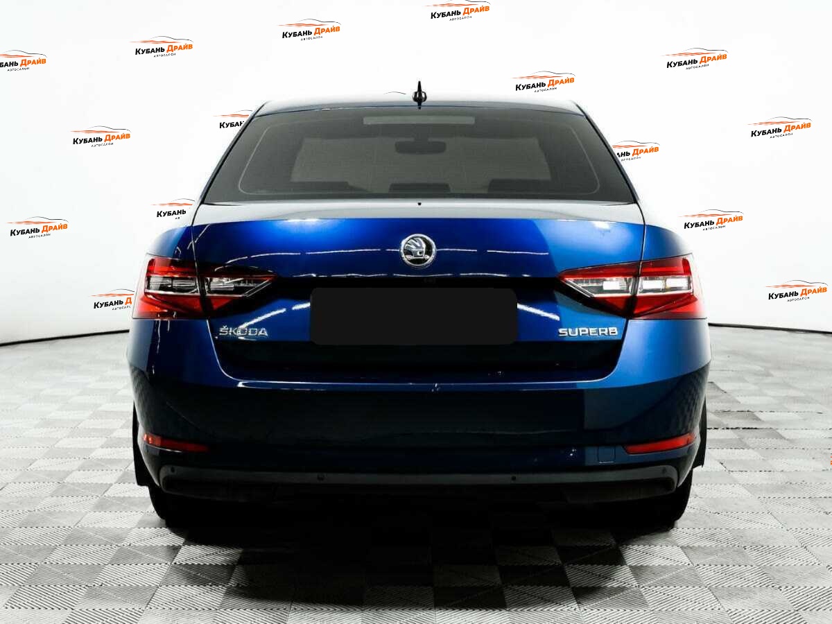 Skoda Superb 2019 года с пробегом. Фото: #5