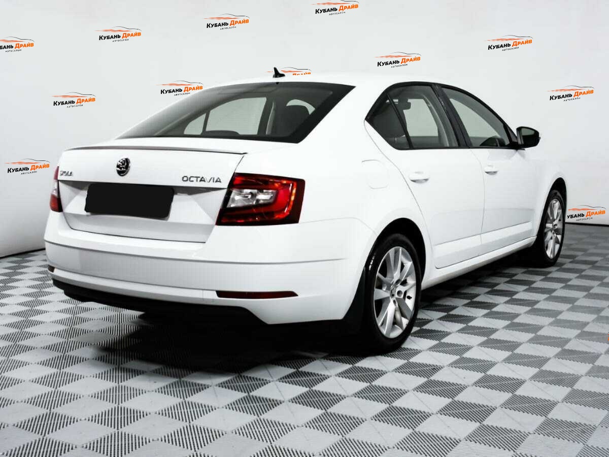 Skoda Octavia 2017 года с пробегом. Фото: #4