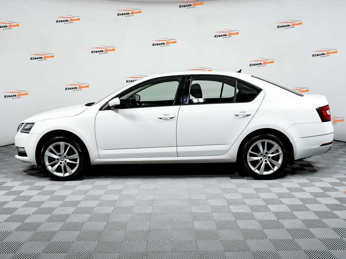 Skoda Octavia 2017 года с пробегом. Фото: #7