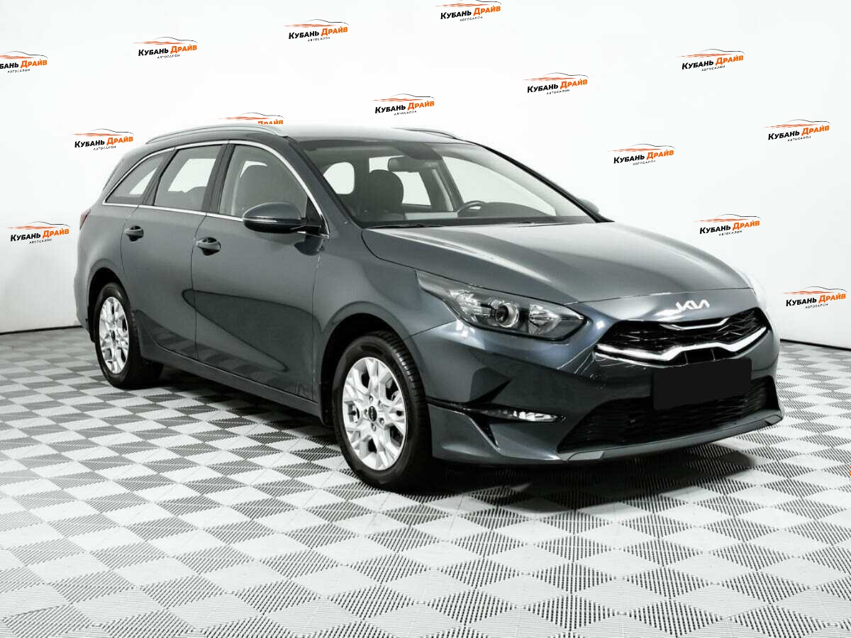 Kia Ceed 2022 года с пробегом. Фото: #2