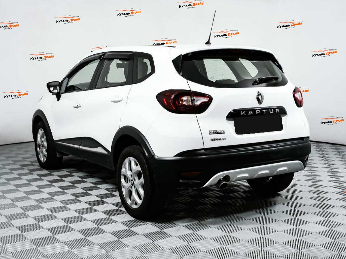 Renault Kaptur 2016 года с пробегом. Фото: #6
