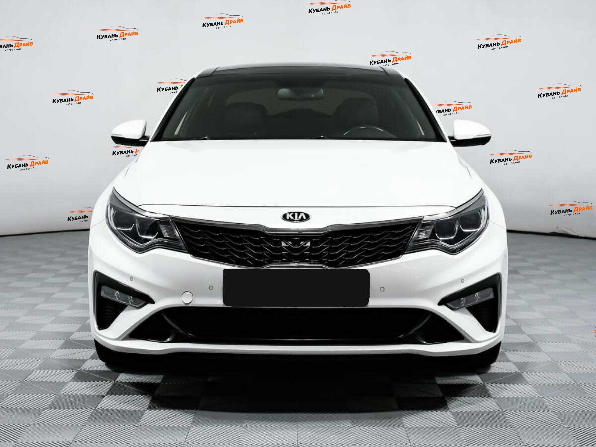 Kia Optima 2018 года с пробегом. Фото: #1