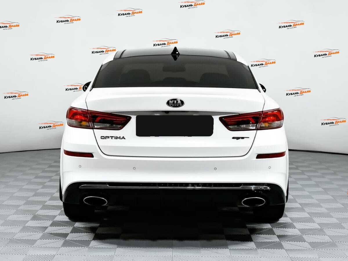 Kia Optima 2018 года с пробегом. Фото: #5