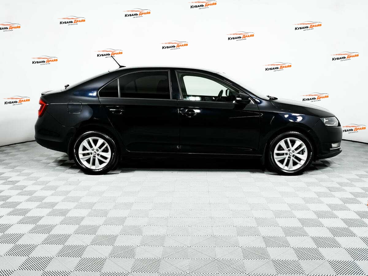 Skoda Rapid 2018 года с пробегом. Фото: #3