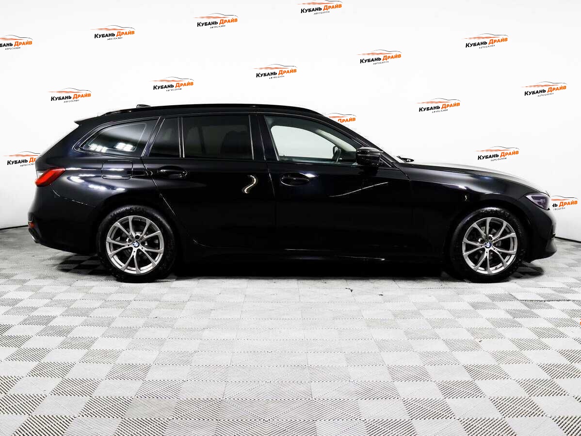 BMW 3 серии 2019 года с пробегом. Фото: #3