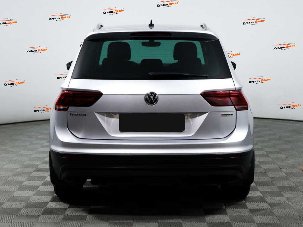 Volkswagen Tiguan 2018 года с пробегом. Фото: #5