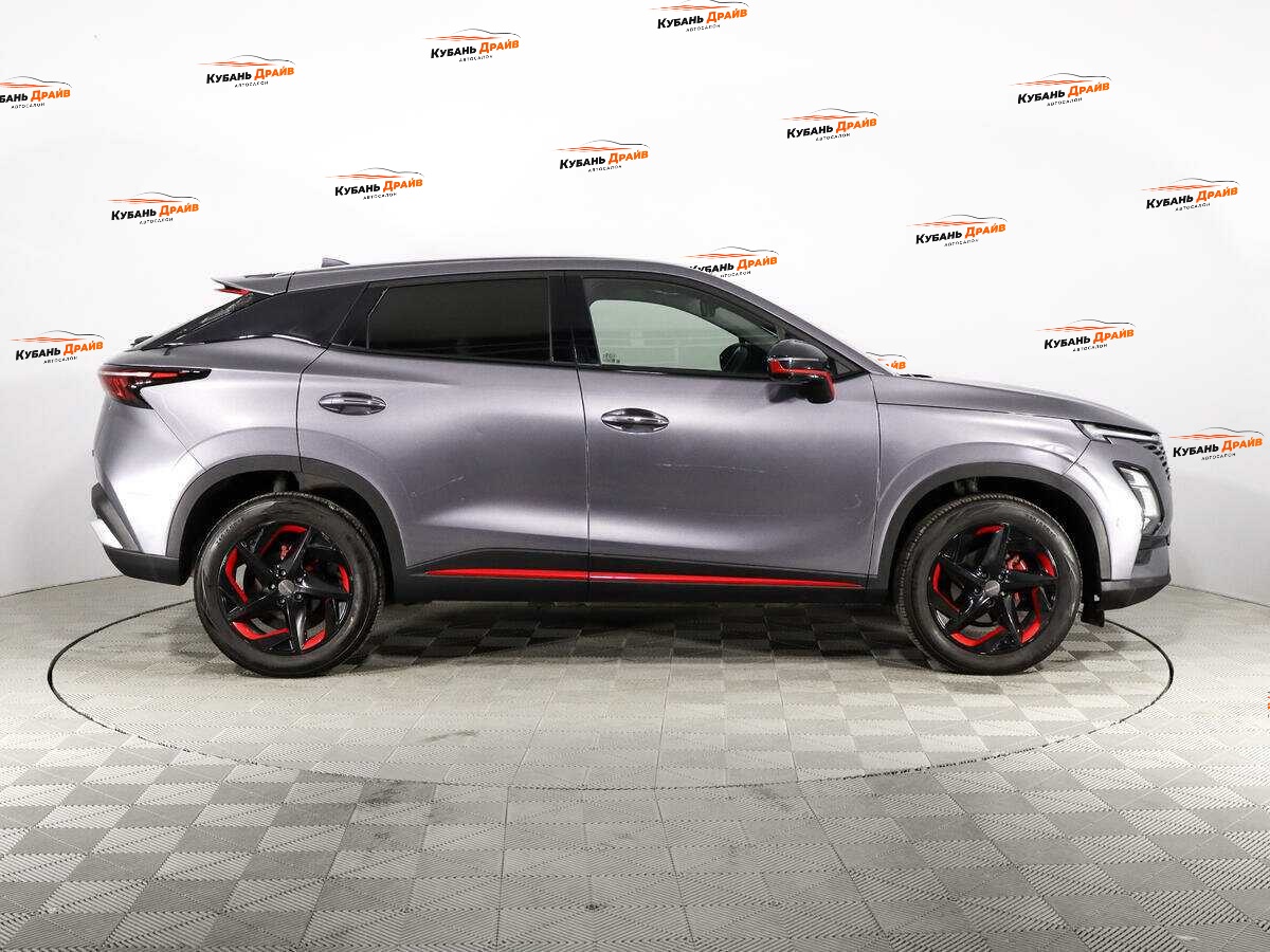 OMODA C5 2022 года с пробегом. Фото: #3