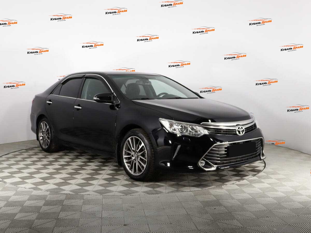 Toyota Camry 2016 года с пробегом. Фото: #2