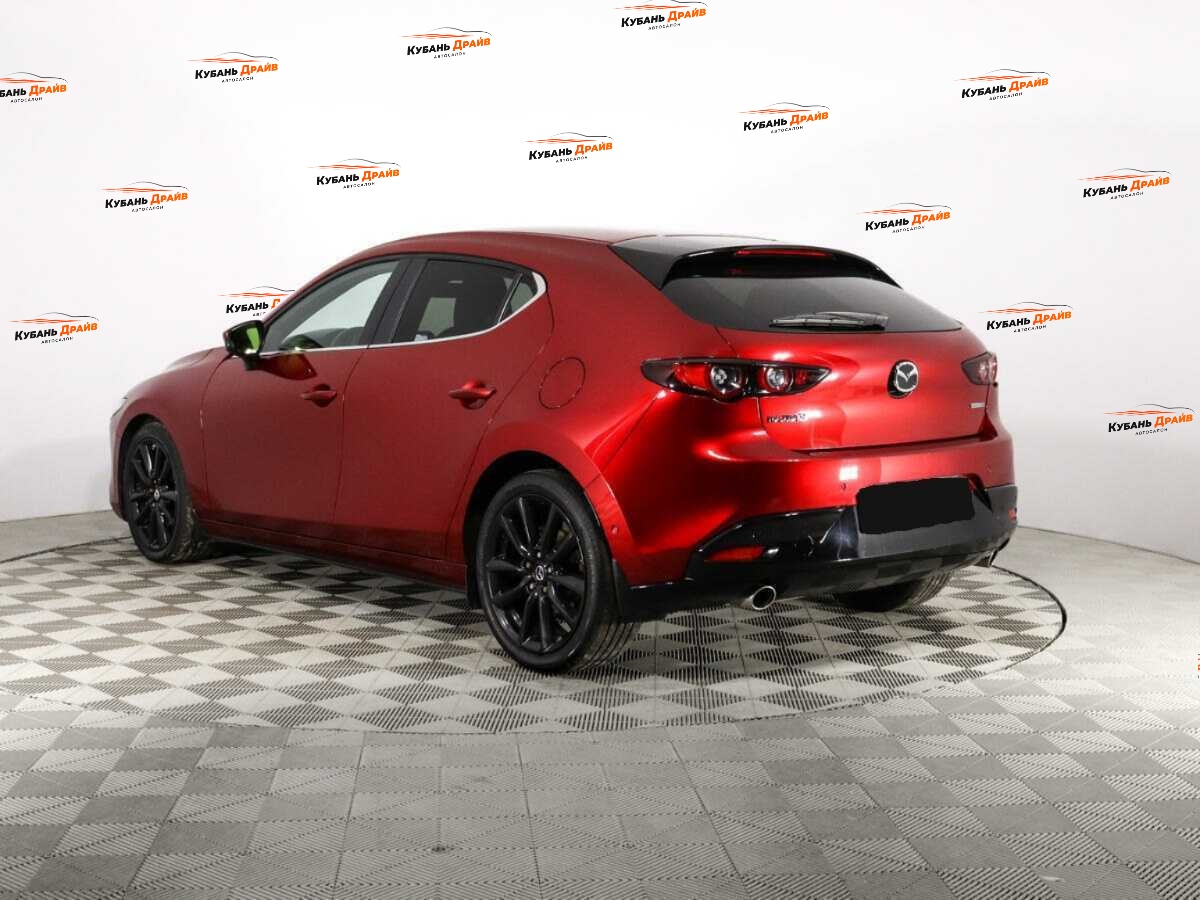 Mazda 3 2019 года с пробегом. Фото: #5