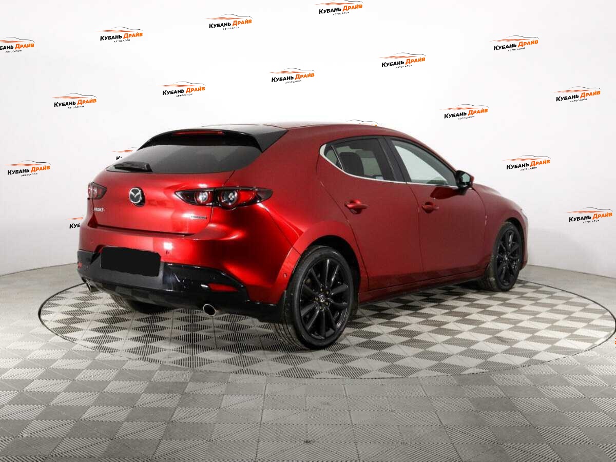 Mazda 3 2019 года с пробегом. Фото: #7