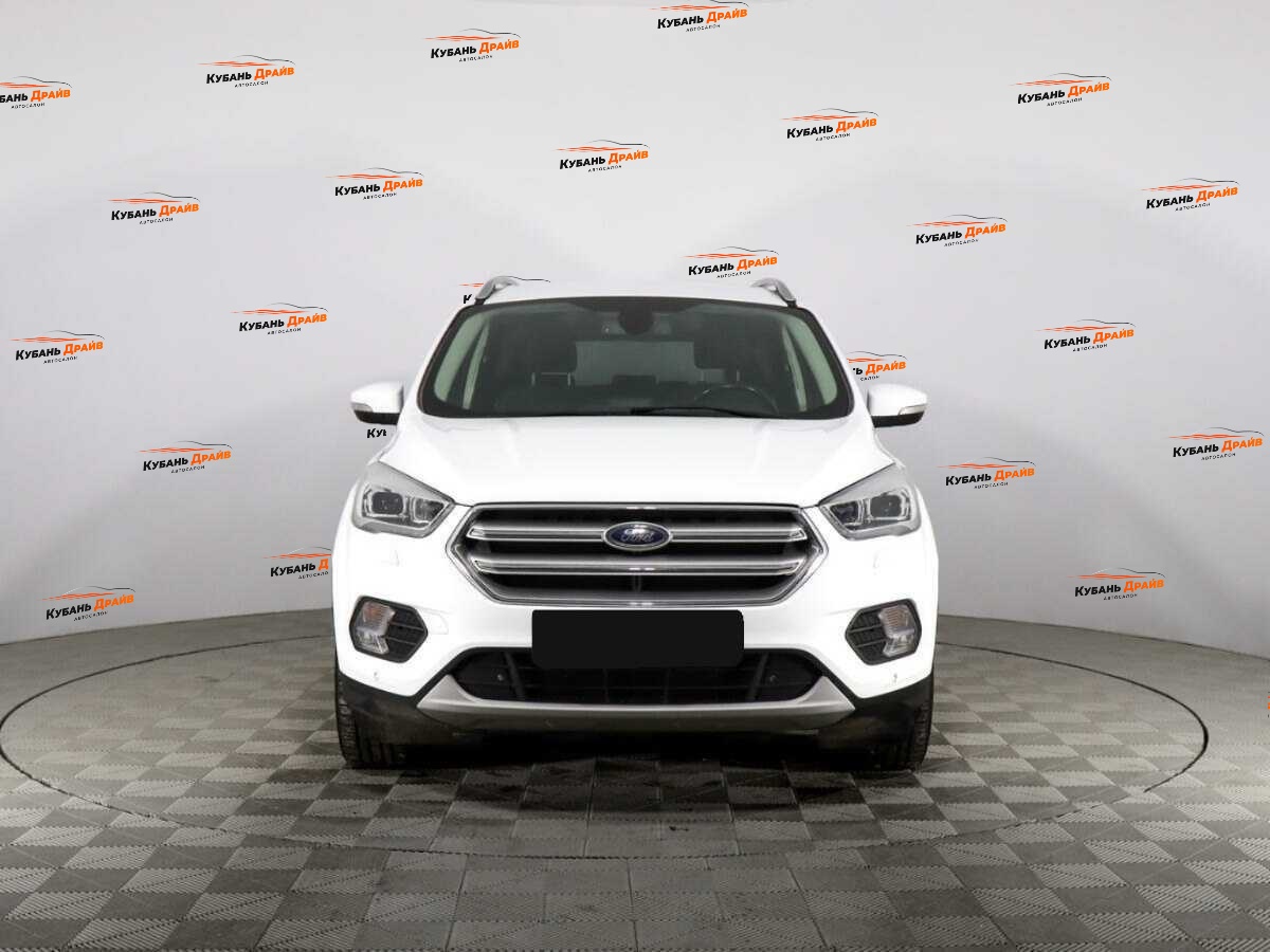 Ford Kuga 2017 года с пробегом. Фото: #1