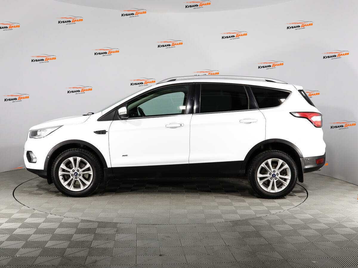 Ford Kuga 2017 года с пробегом. Фото: #3