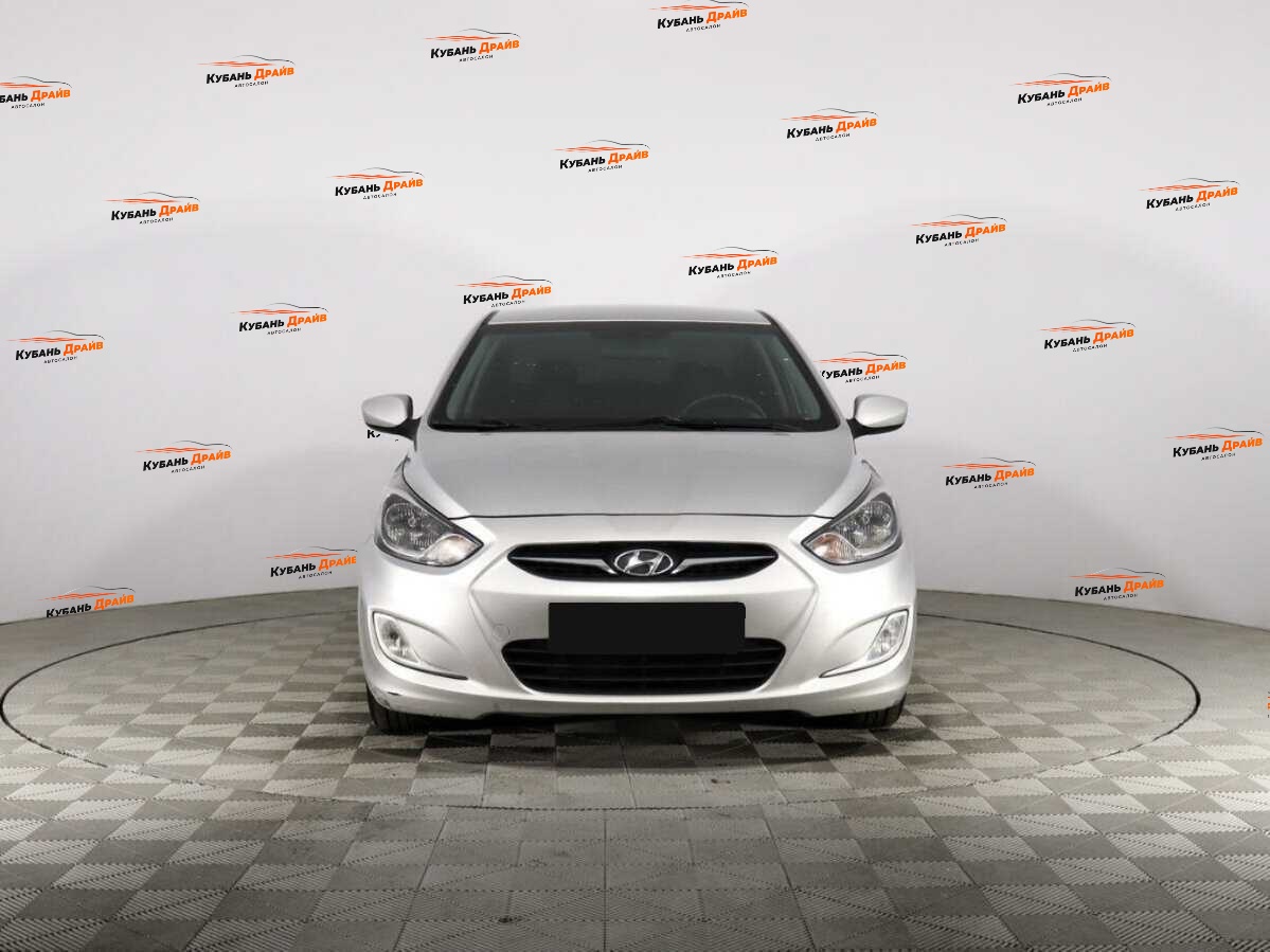 Hyundai Solaris 2012 года с пробегом. Фото: #1