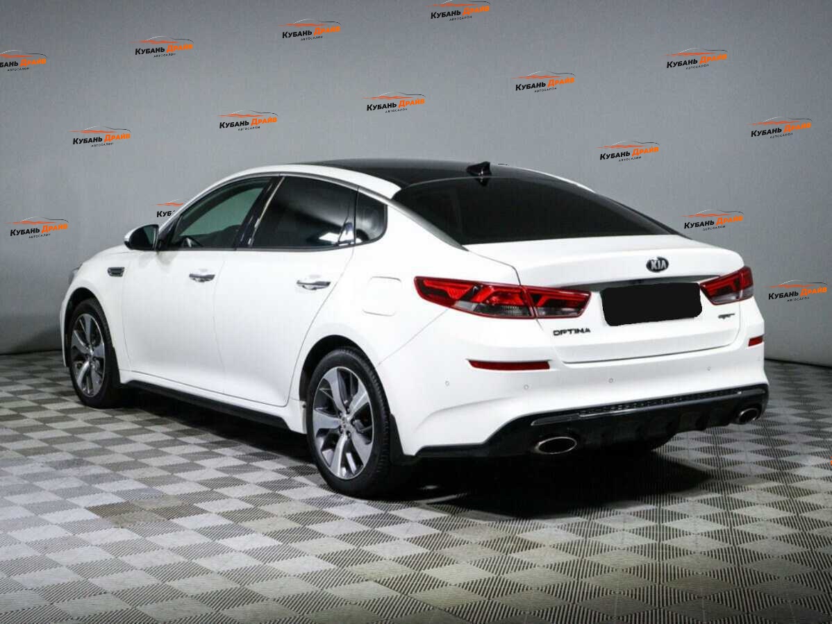 Kia Optima 2018 года с пробегом. Фото: #5