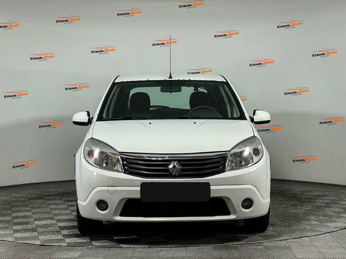 Renault Sandero 2013 года с пробегом. Фото: #1