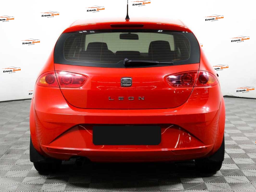 SEAT Leon 2012 года с пробегом. Фото: #5