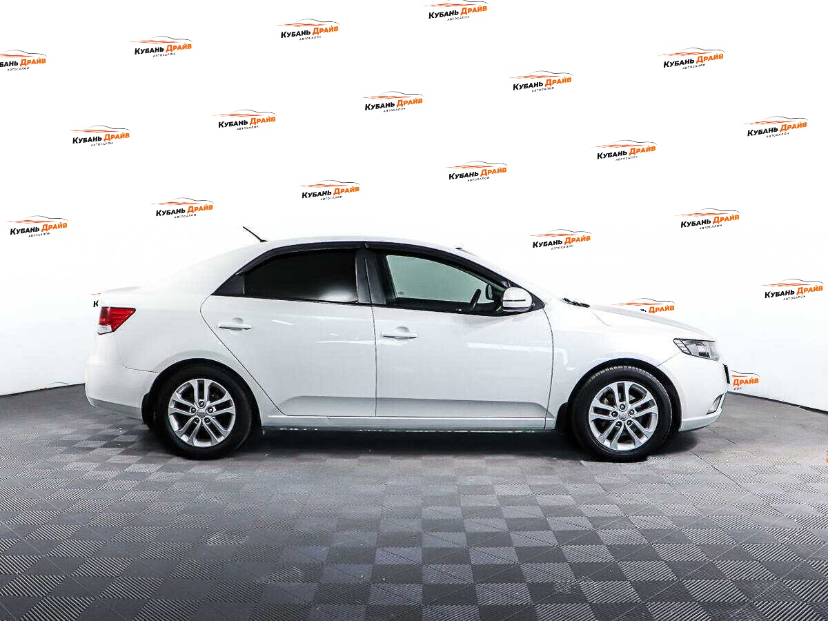 Kia Cerato 2012 года с пробегом. Фото: #3