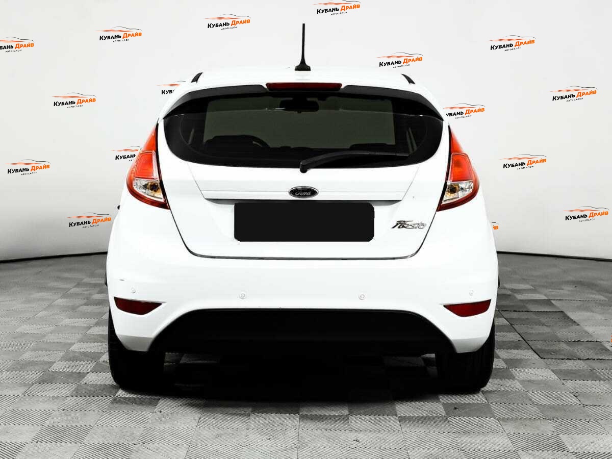 Ford Fiesta 2016 года с пробегом. Фото: #5